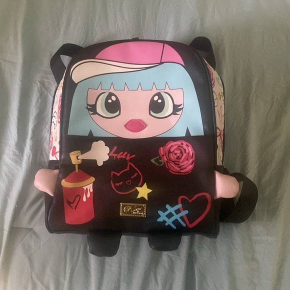 Backpack - Picture 2 of 3